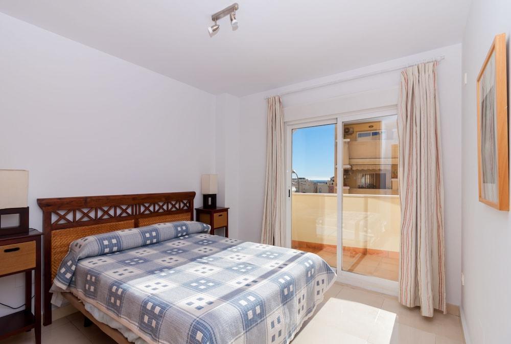 Neptuno Playa Nerja